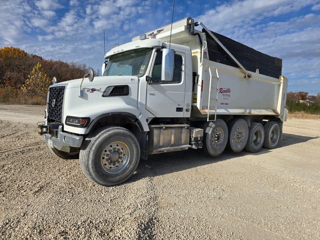Image of Volvo VHD equipment image 4