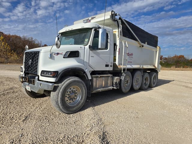 Image of Volvo VHD equipment image 3