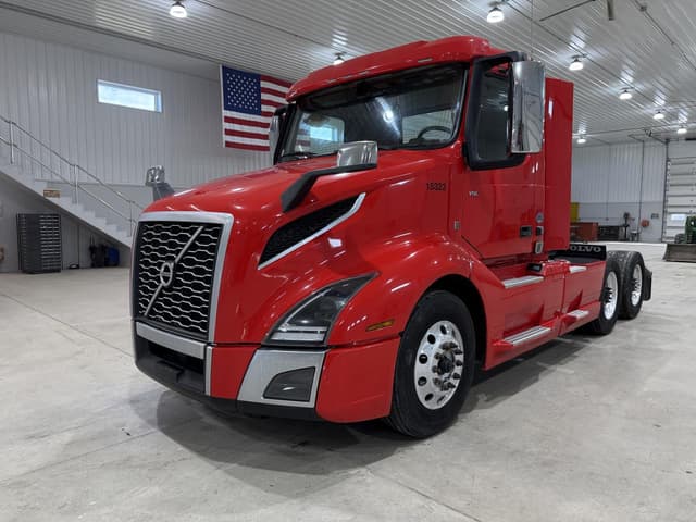 Image of Volvo VNL equipment image 1