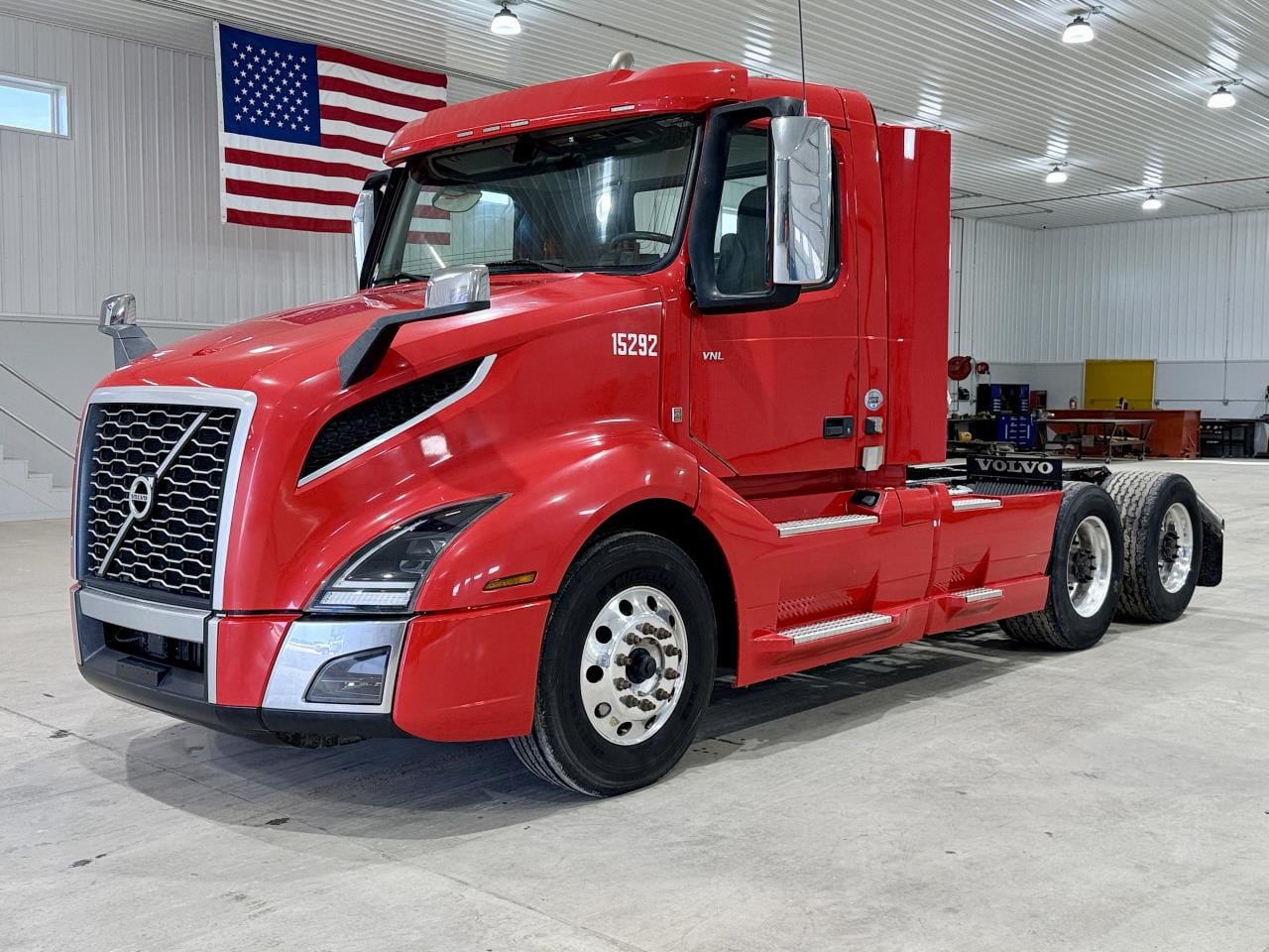 2022 Volvo VNL Equipment Image0