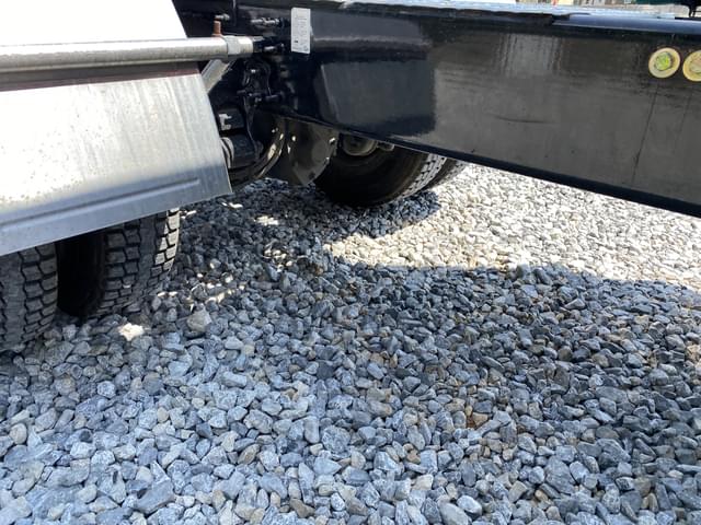 Image of Volvo VNL equipment image 4