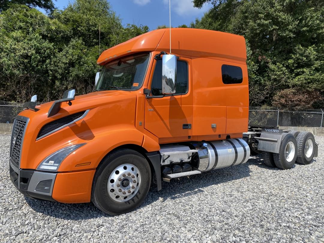 Image of Volvo VNL Primary image