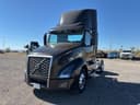 2022 Volvo VNL42T300 Image