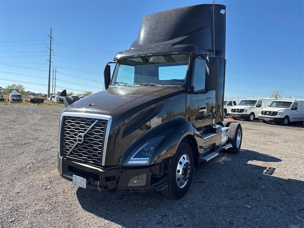 Image of Volvo VNL42T300 Primary image