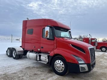 Main image Volvo VNL64T760