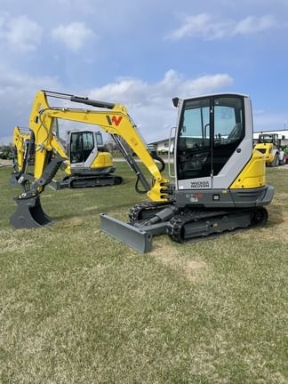 2022 Wacker Neuson ET42 Equipment Image0