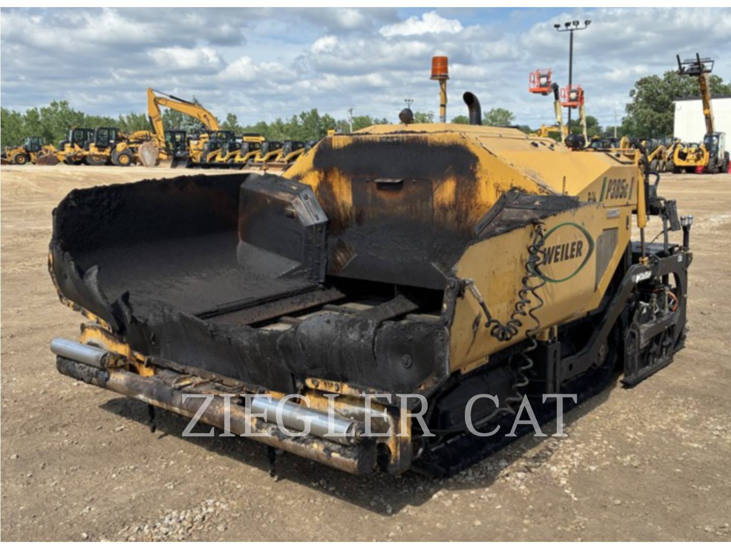 2022 Weiler P385 Equipment Image0