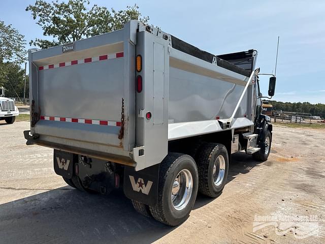 Image of Western Star 4700 equipment image 2