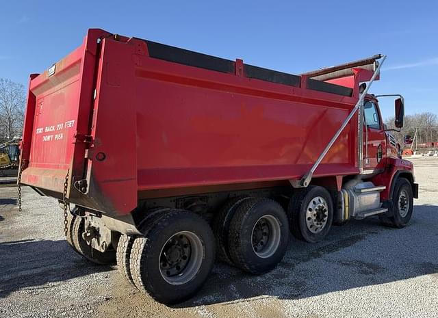 Image of Western Star 4700SB equipment image 3