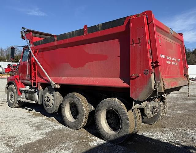 Image of Western Star 4700SB equipment image 1