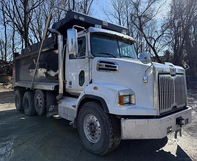 Image of Western Star 4700SBA equipment image 4