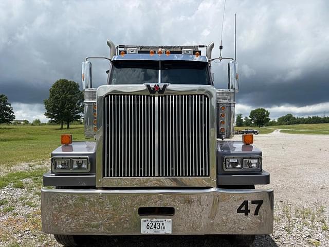 Image of Western Star 4900EX equipment image 1