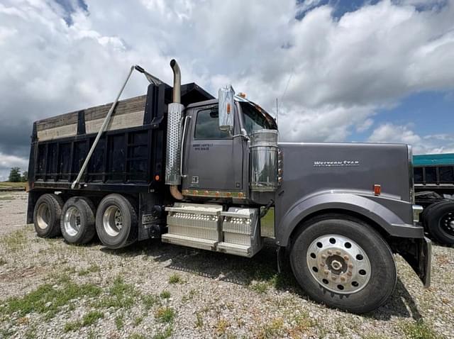 Image of Western Star 4900EX equipment image 2