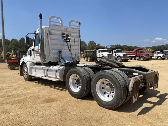 Image of Western Star 49X equipment image 1