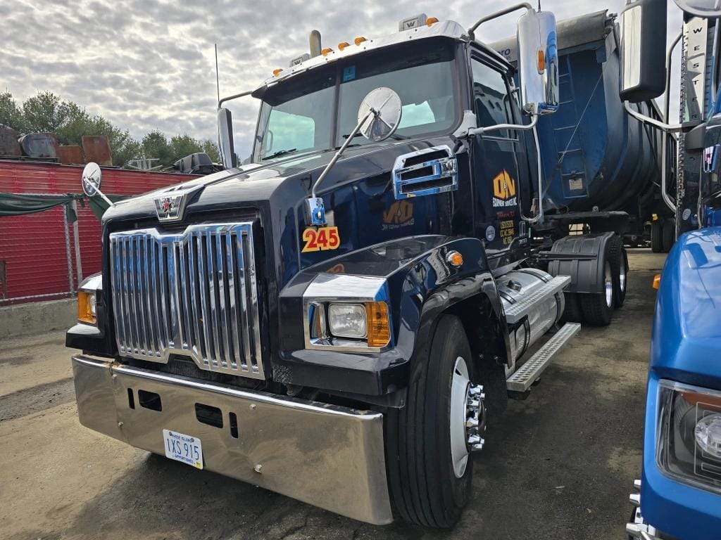 2022 Western Star 4700 Equipment Image0