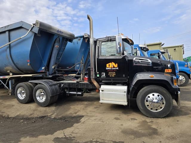 Image of Western Star 4700 equipment image 3