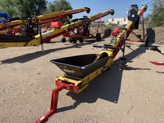 2022 Westfield WCX2 1549 Equipment Image0