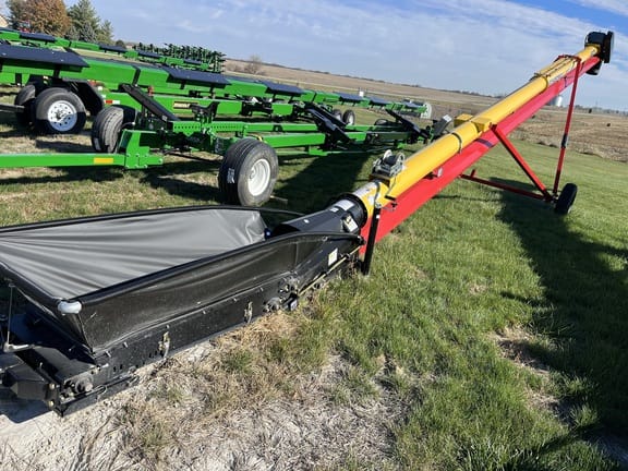 2023 Westfield WCX3-1549 TDFL Equipment Image0