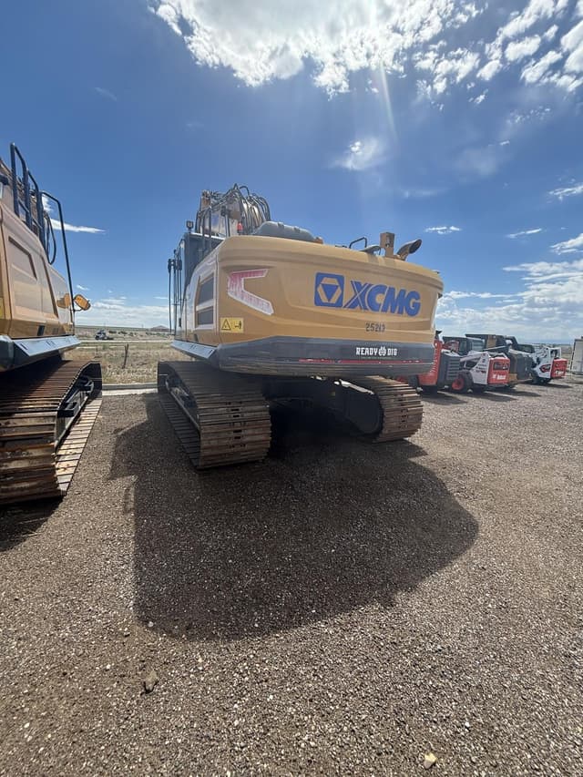 Image of XCMG XE300U equipment image 4