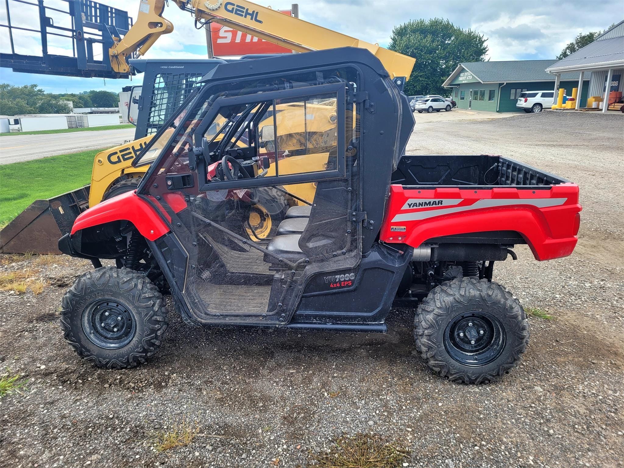 2022 Yanmar YU700G Equipment Image0