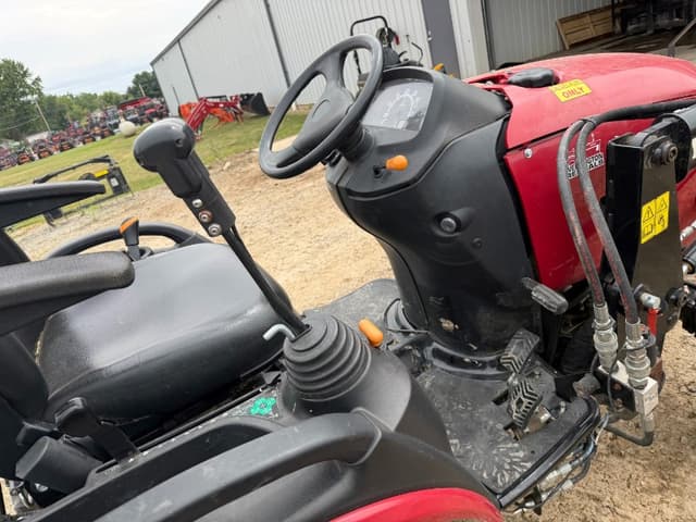 Image of Yanmar SA425 equipment image 1