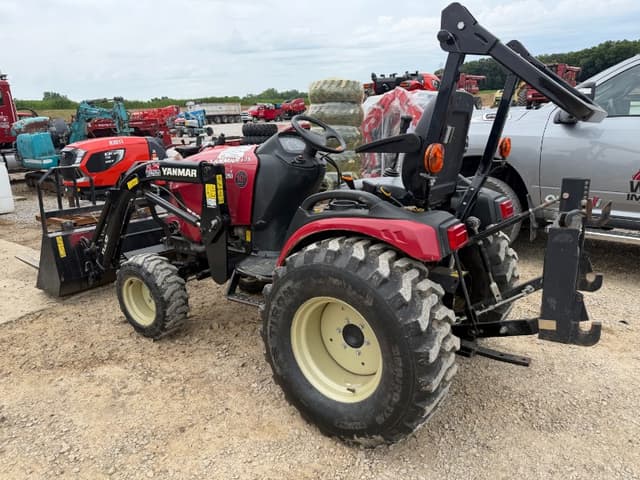 Image of Yanmar SA425 equipment image 3