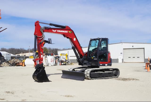 Image of Yanmar SV100-2A equipment image 3