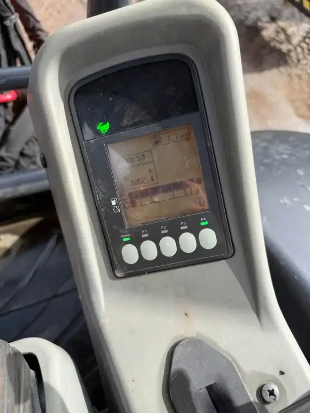 Image of Yanmar SV40 equipment image 4