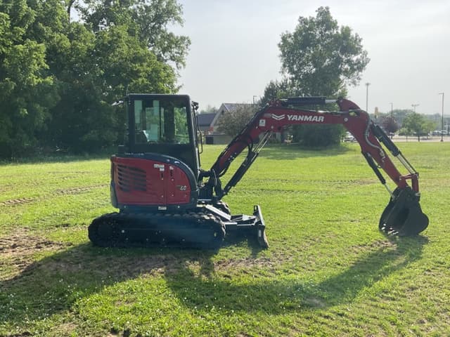 Image of Yanmar SV40 equipment image 3