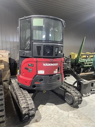 Image of Yanmar VIO35 equipment image 2