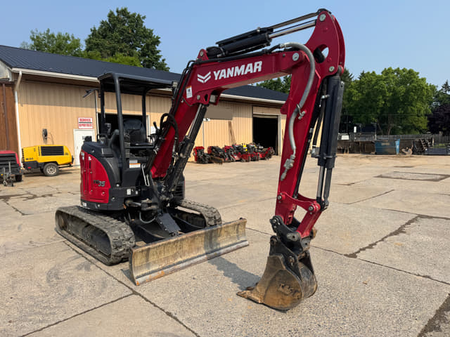 Image of Yanmar Vio35-6A equipment image 3