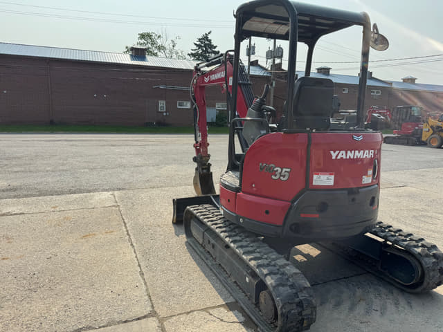 Image of Yanmar Vio35-6A equipment image 4