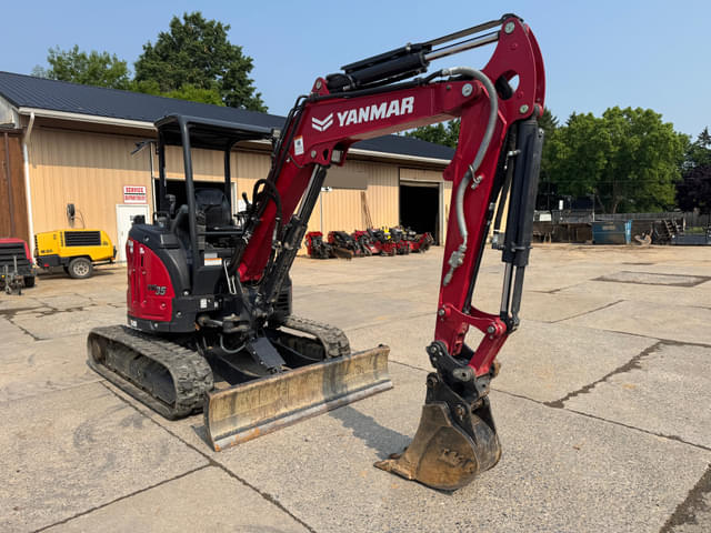 Image of Yanmar Vio35-6A equipment image 3