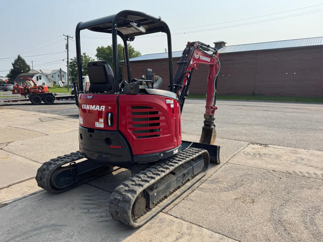 Image of Yanmar Vio35-6A equipment image 2