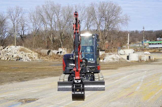 Image of Yanmar VIO55-6A equipment image 4