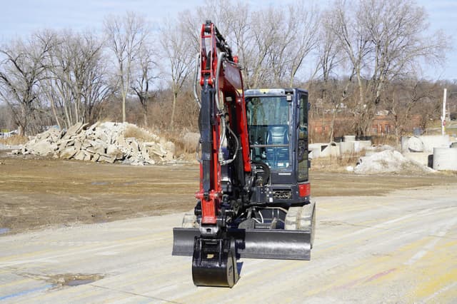 Image of Yanmar VIO55-6A equipment image 3