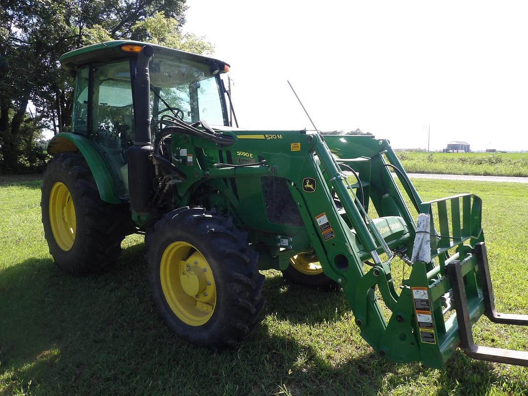 Image of John Deere 5090E Primary image