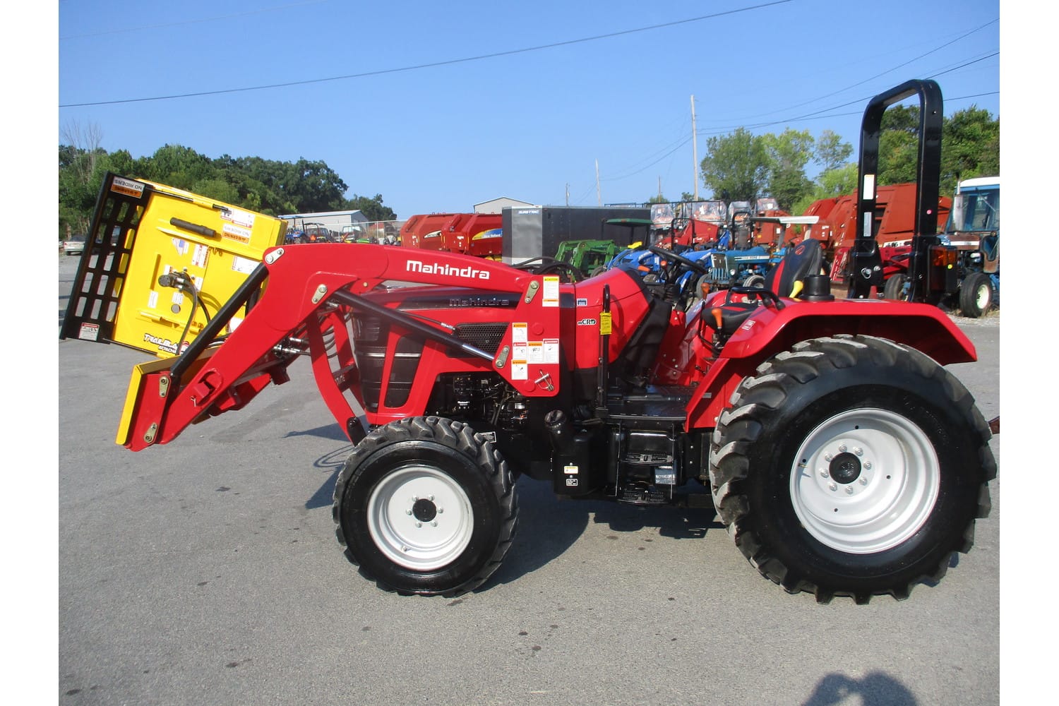 2023 Mahindra 5145 Equipment Image0