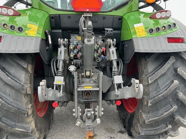 Image of Fendt 514 Vario equipment image 2