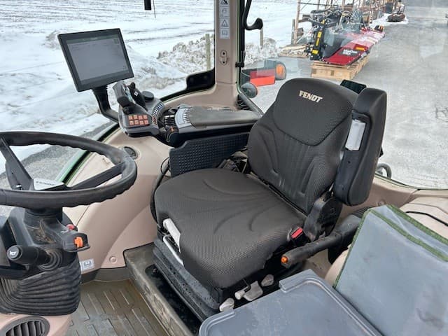 Image of Fendt 514 Vario equipment image 3