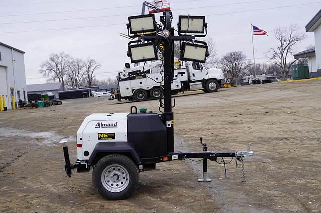 Image of Allmand NIght Lite Pro equipment image 4
