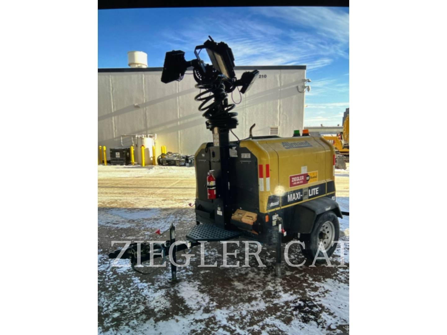 2023 Allmand Maxi-Lite Equipment Image0