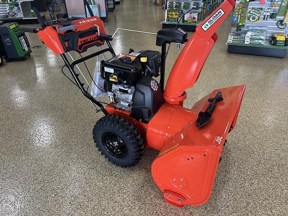 Image of Ariens Deluxe 30 equipment image 1