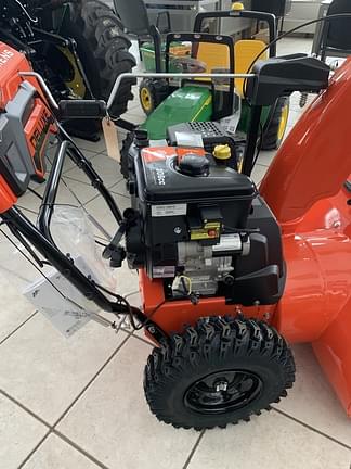 Image of Ariens Deluxe 30 equipment image 2