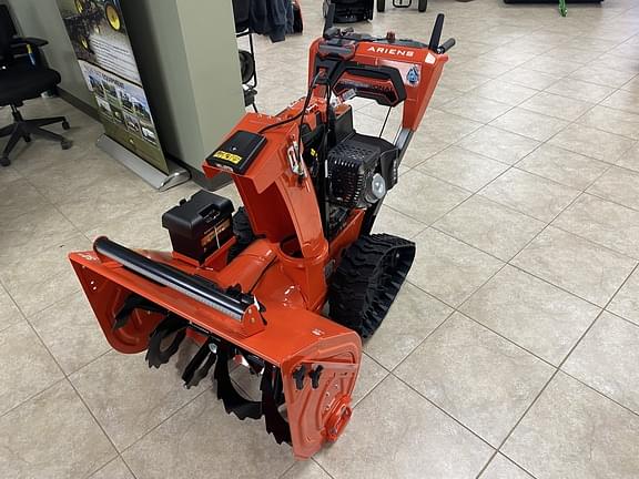 Image of Ariens Professional Kraken 32 Rapidtrak equipment image 1