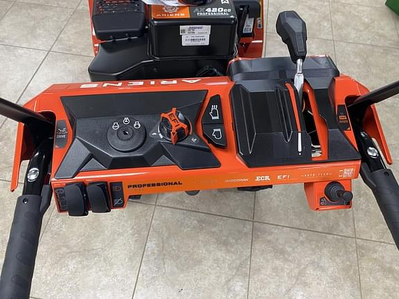 Image of Ariens Professional Kraken 32 Rapidtrak equipment image 4