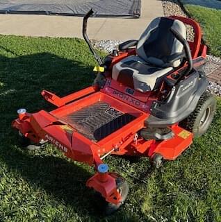 Image of Ariens Ikon XD42 equipment image 1