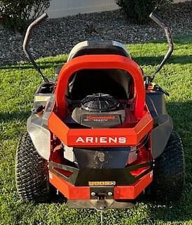 Image of Ariens Ikon XD42 equipment image 4