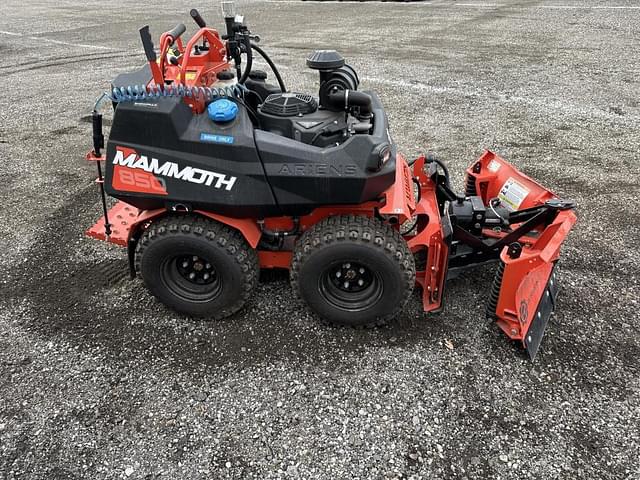 Image of Ariens Mammoth 850 equipment image 3