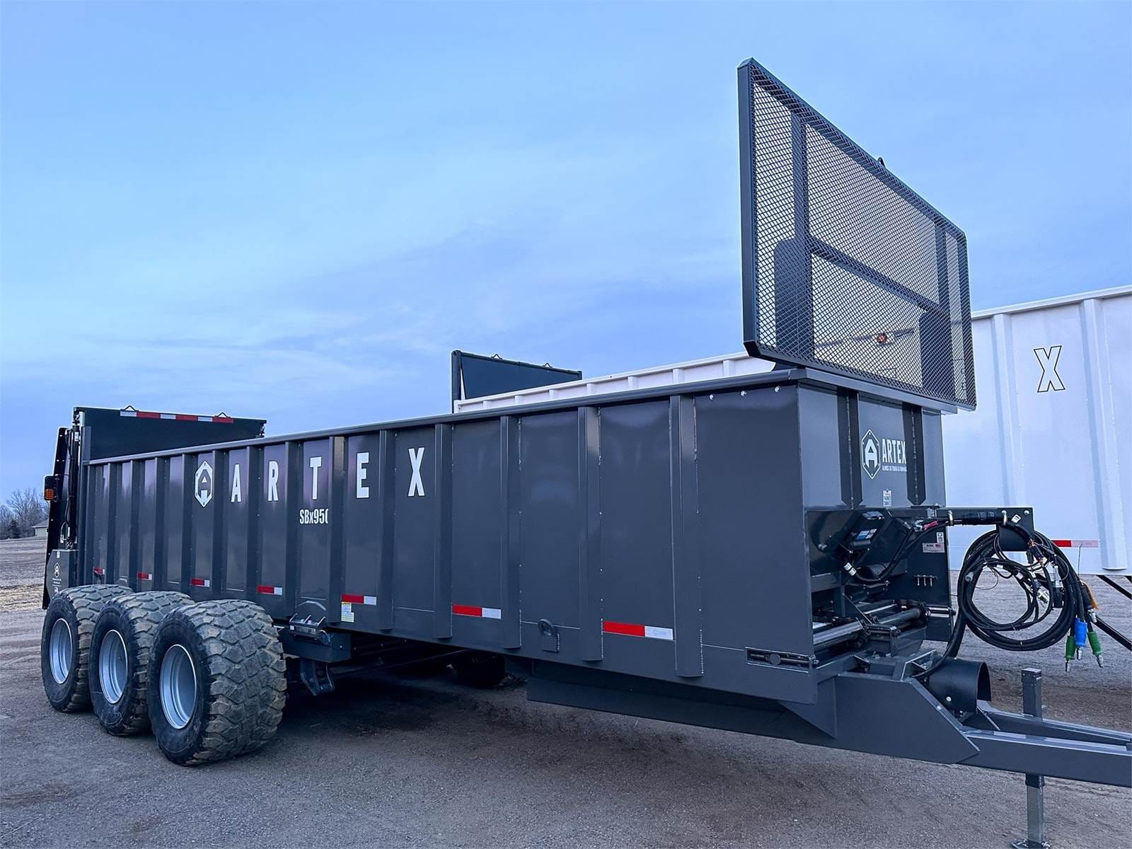 2024 Artex SBX950 Equipment Image0